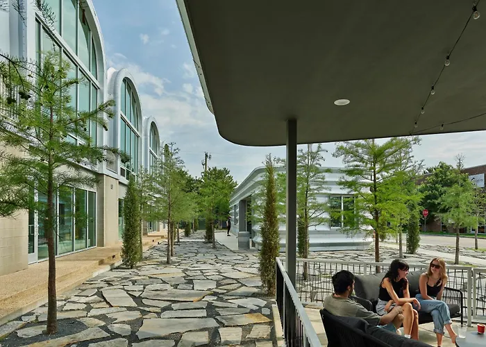 Downtown Worth Loft - Walk To Shops And Dining *