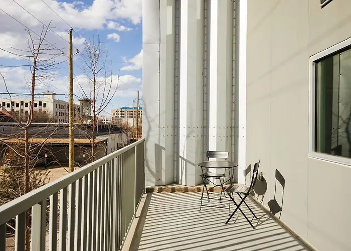 Downtown Worth Loft - Walk To Shops And Dining