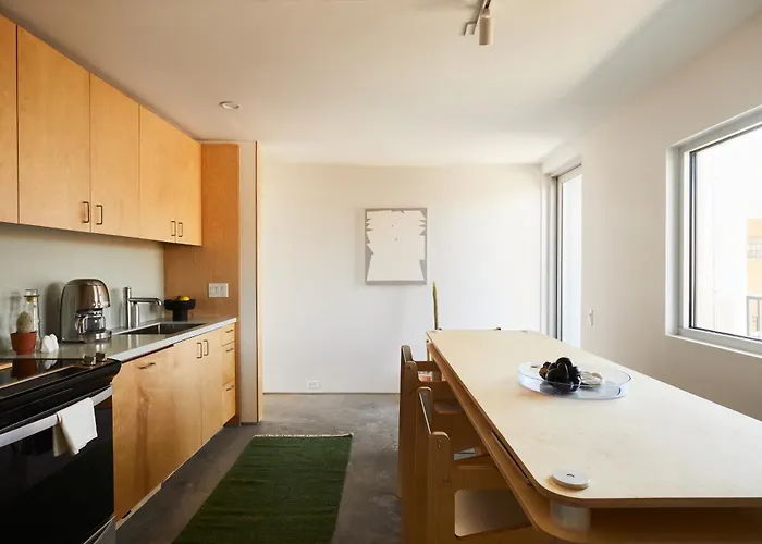 Downtown Worth Loft - Walk To Shops And Dining